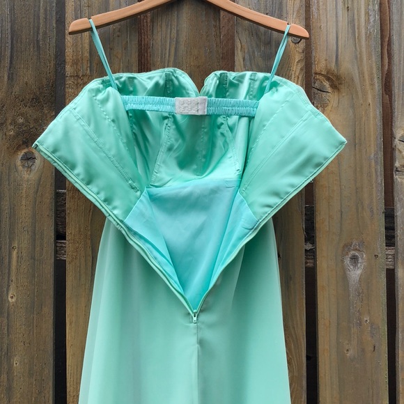 Mint green maxi (bridesmaid/prom) - Picture 4 of 4